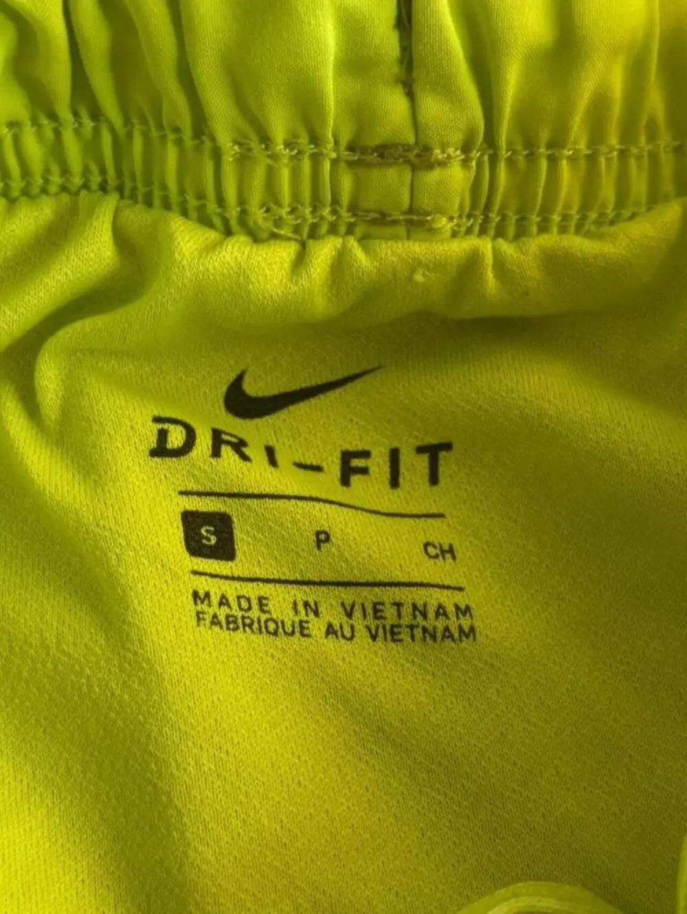 nike green running dri fit shorts sz small